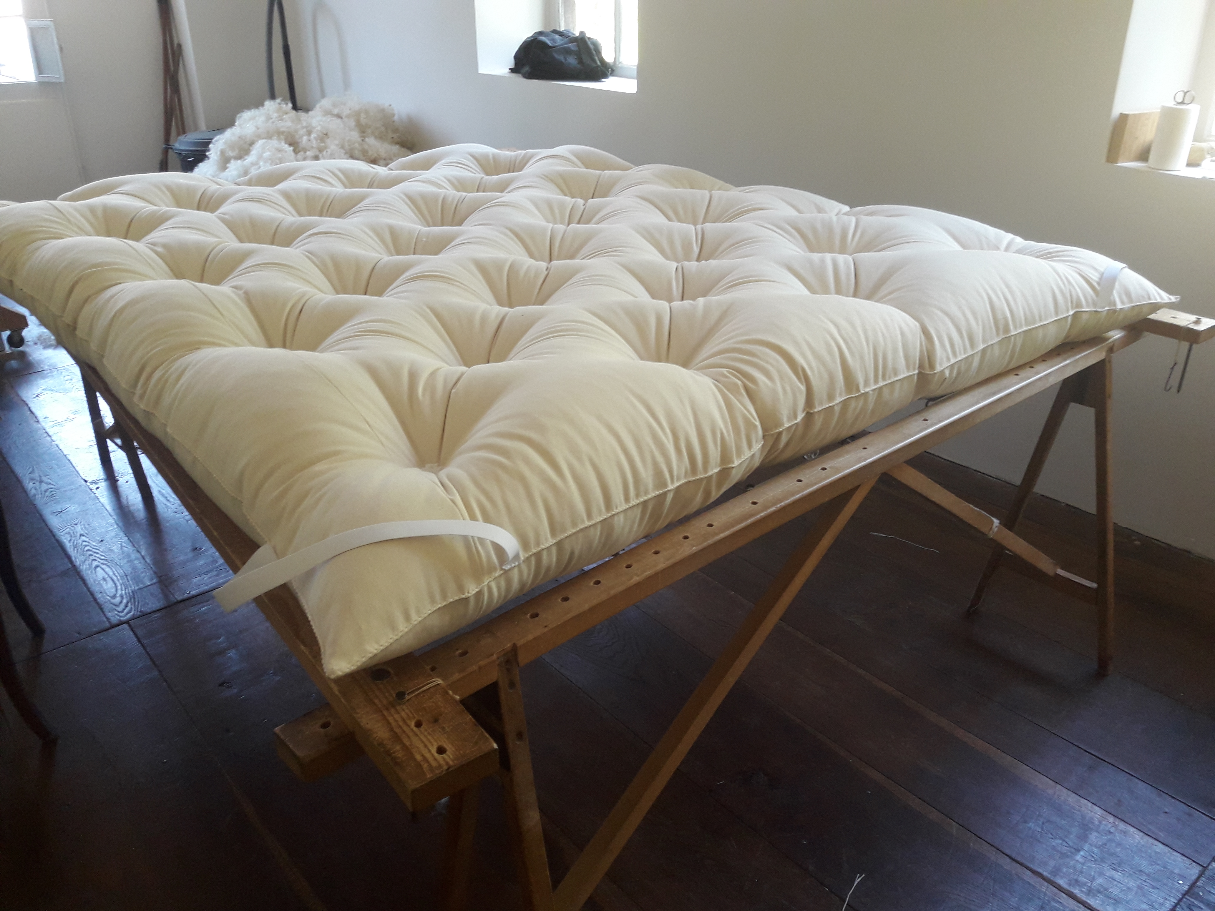 Sur matelas en laine et crin de cheval