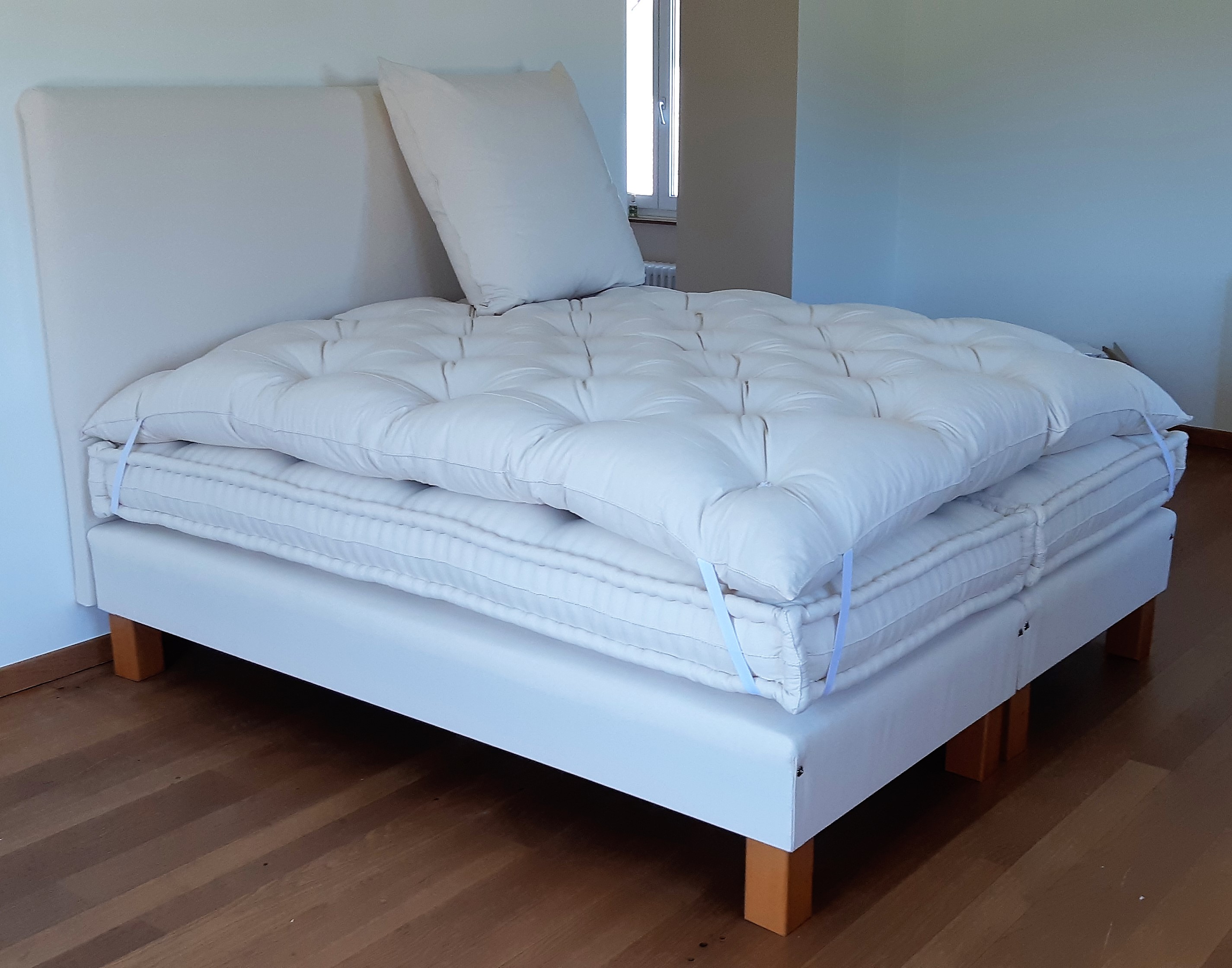 Sur matelas en laine et crin de cheval